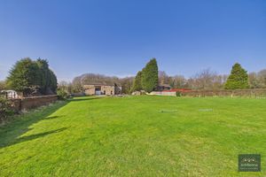 Photo 40- click for photo gallery